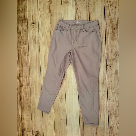 STYLE & CO Purple curve Skinny leg Jeans with Elastic Waistband/size 12 - Picture 1 of 7